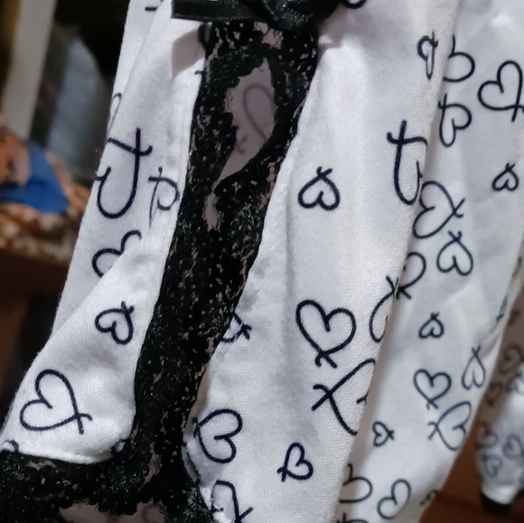 FINAL Price before donated. Fashion Bug Sleepwear B & W Hearts 2pc Pjs Sz M - Picture 8 of 15